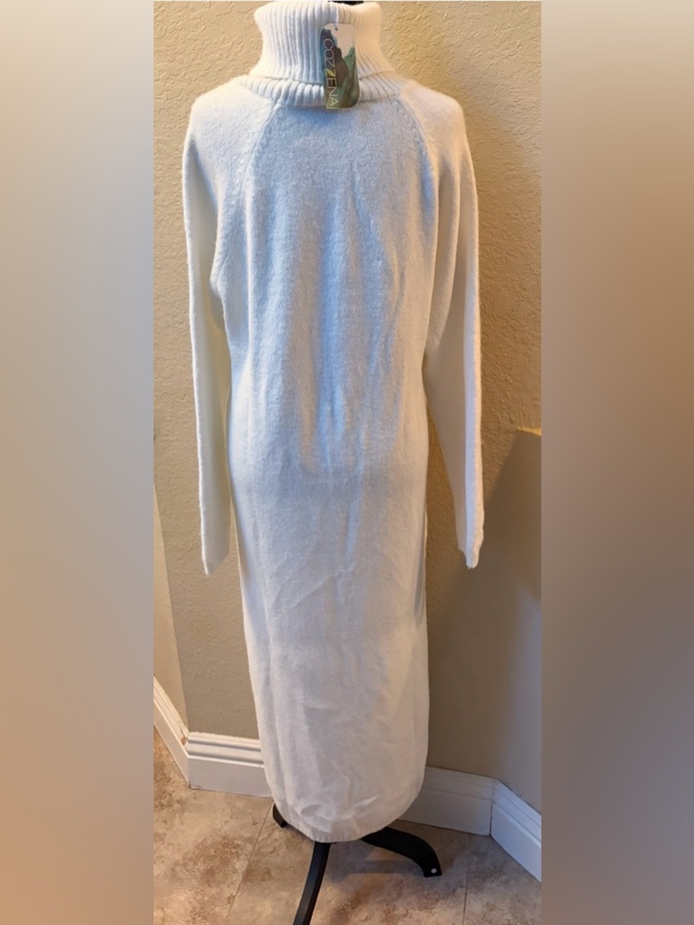 Zena White Knit Pullover Sweater - Picture 3 of 6